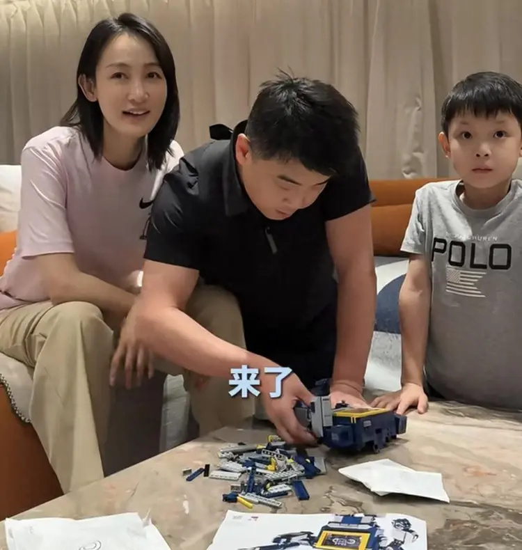 正好赶上王, 皓在家, 号晚上