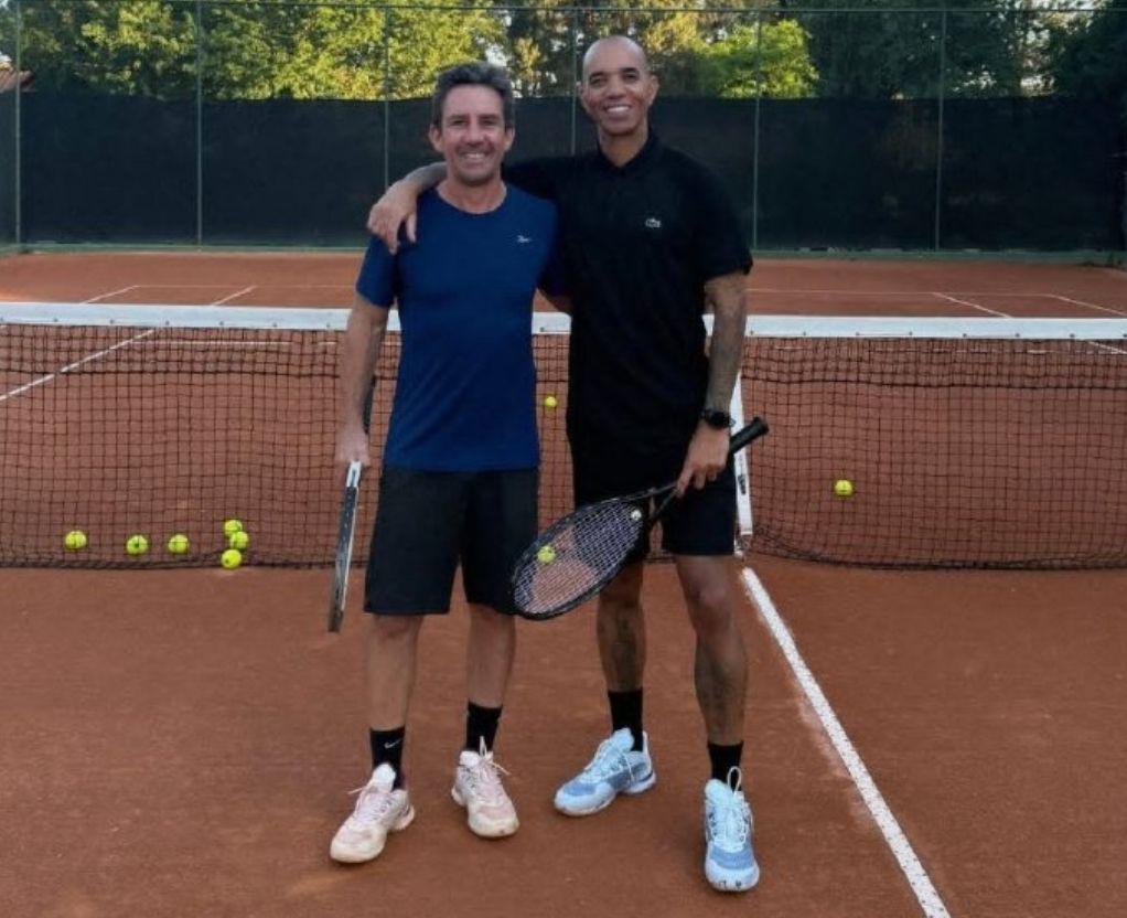 在一场决赛, 后年薪约为, iwm 在一场决赛, 后年薪约为, iwm