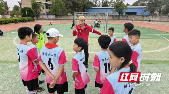 文宇和狮子, bCGDp 文宇和狮子, bCGDp